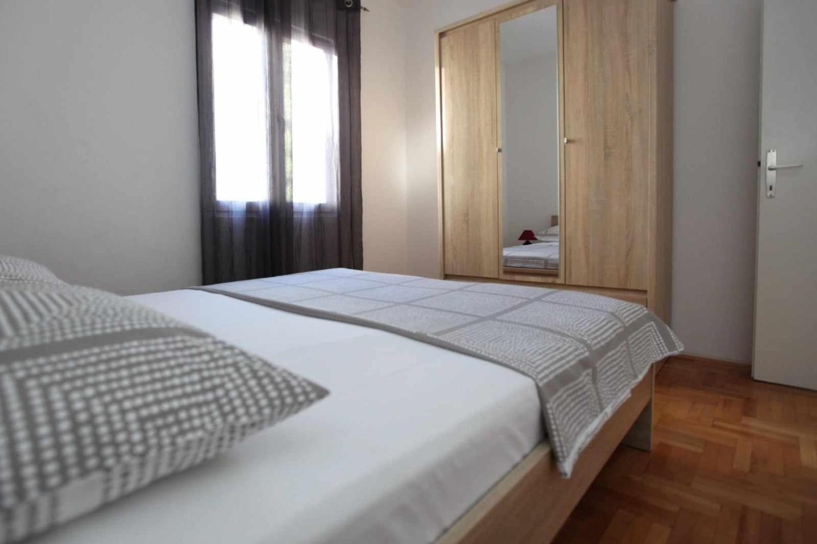 Apartmani Ivana Trogir Eksteriør billede