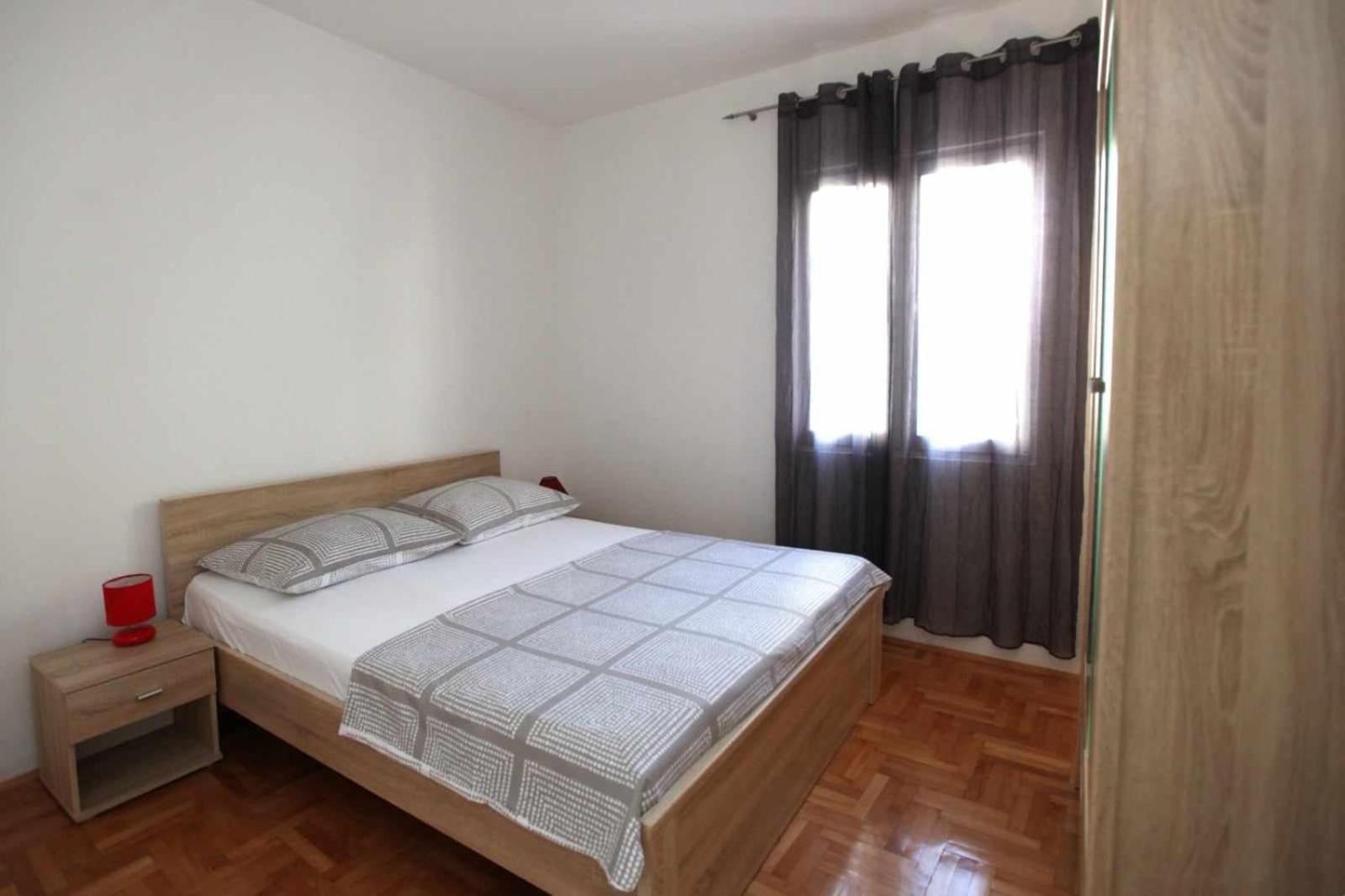 Apartmani Ivana Trogir Eksteriør billede